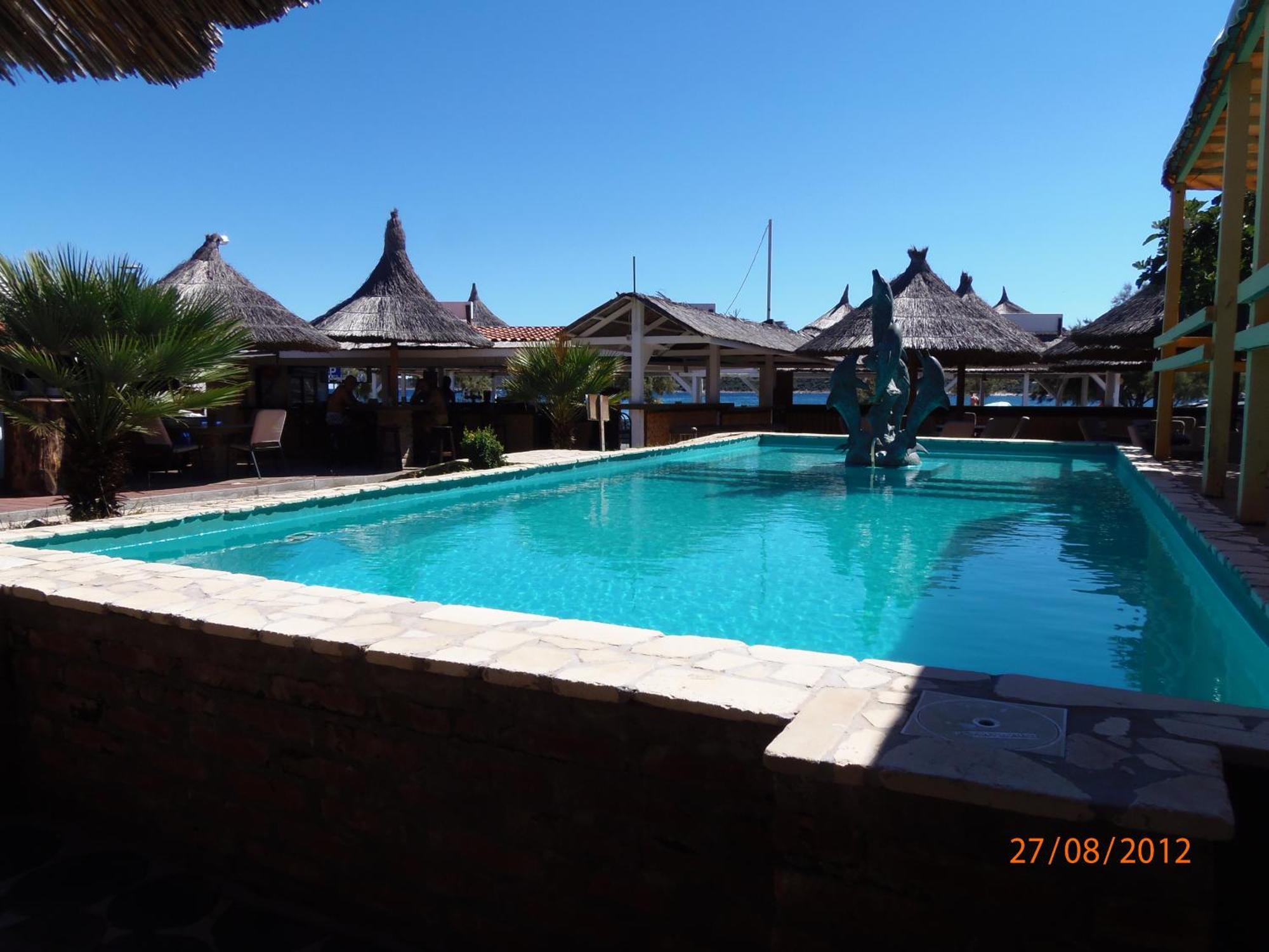 Tribunia Beach Hotel Tribalj 外观 照片
